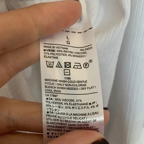 Banana Republic Factory 3/4 Sleeve Ribbed U-Neck White Bodysuit - NWT - Size L - Picture 7 of 7